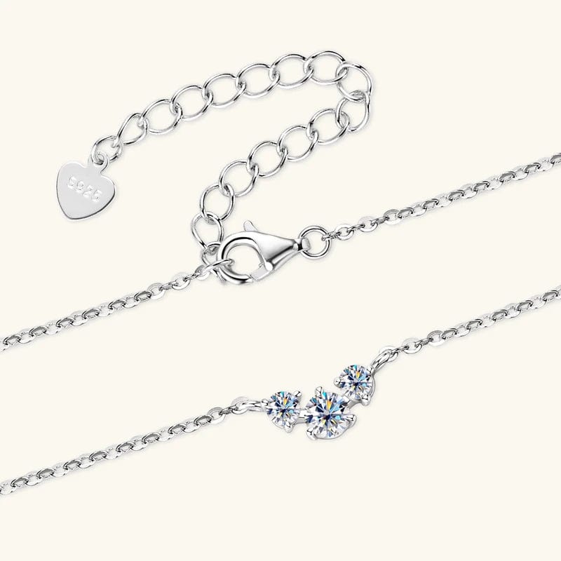 collier en argent avec diamant