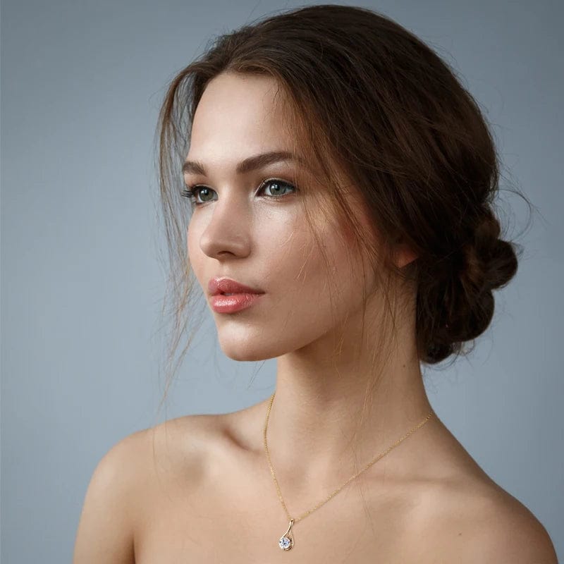 collier élégant diamant