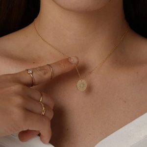 pendentif femme or