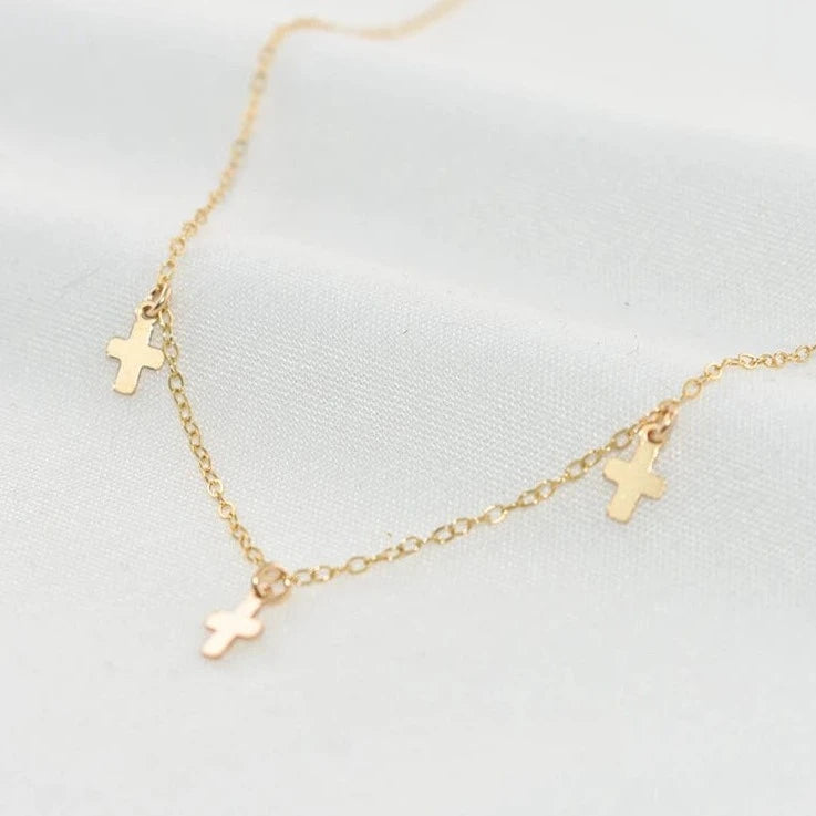 collier croix chic