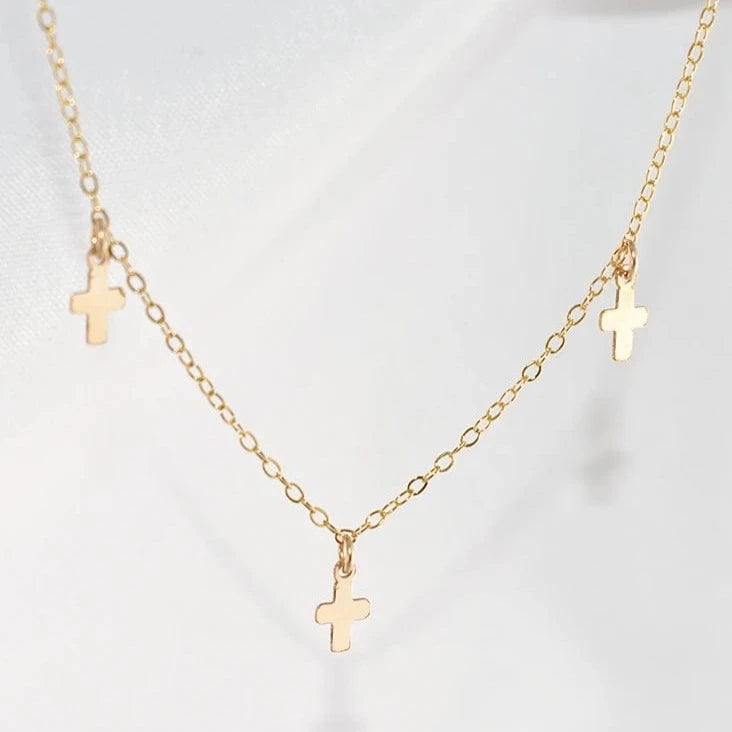 pendentif croix or femme