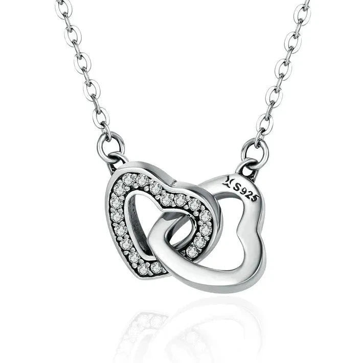 collier 2 coeurs entrelacés