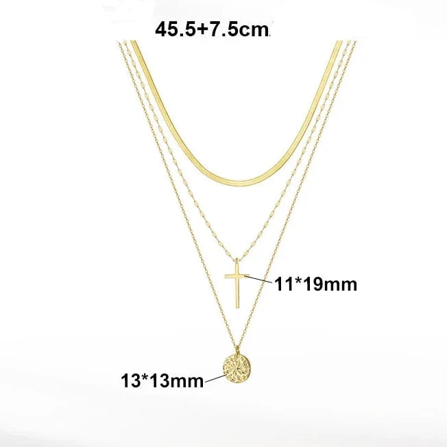 collier croix élégant
