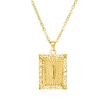 Pendentif dorée lettre "I"