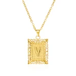 Pendentif dorée lettre "V"