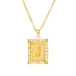 Pendentif dorée lettre "J"