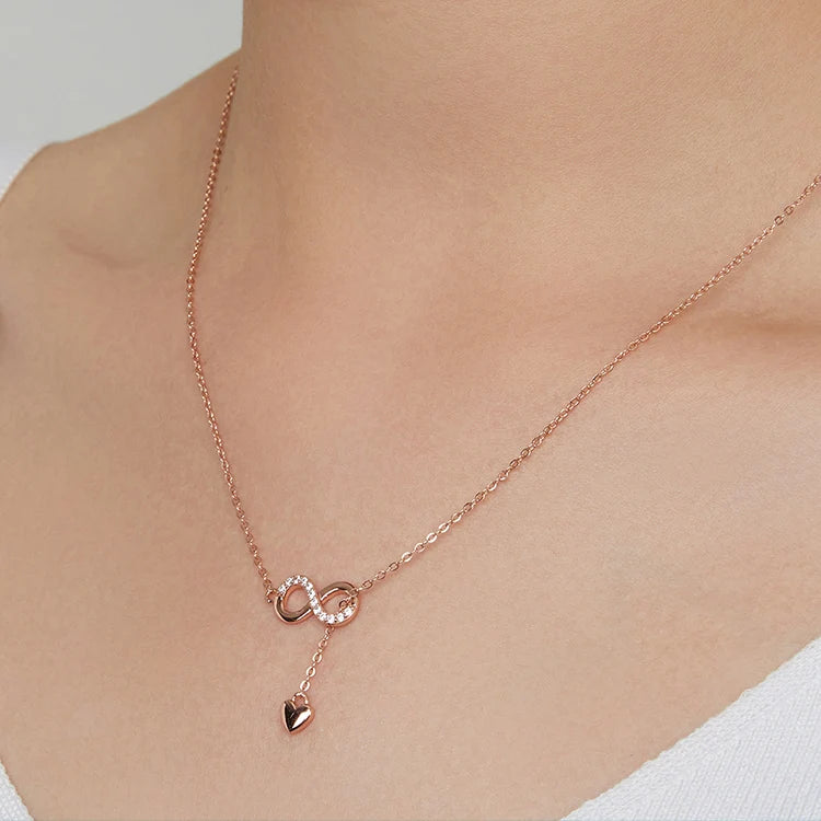 cadeau pendentif infinie