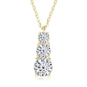 Collier avec trois diamants